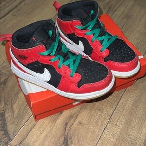 Jordan 1 Mid Christmas 10C